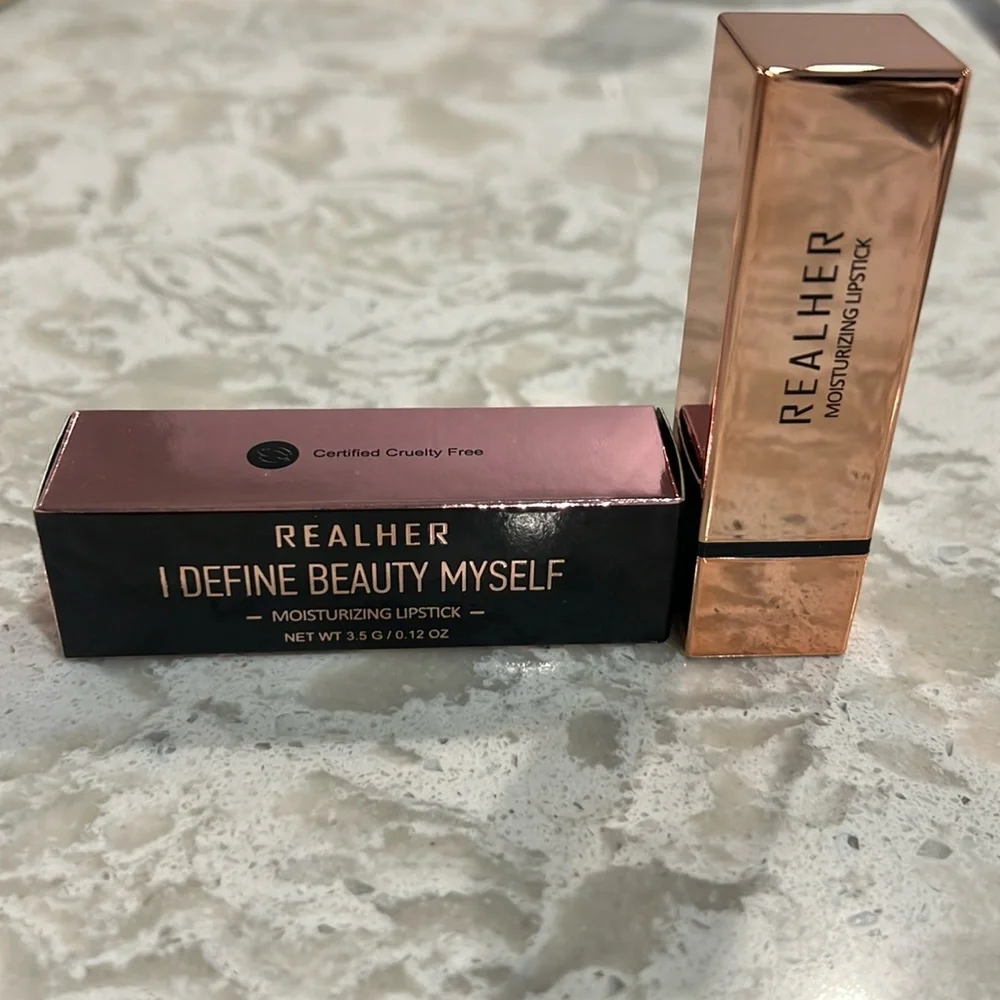 RealHer Moisturizing Lipstick - I Define Beauty Myself (Dusty Pink)